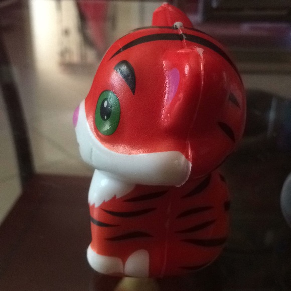 Tiger - Picture 2 of 8